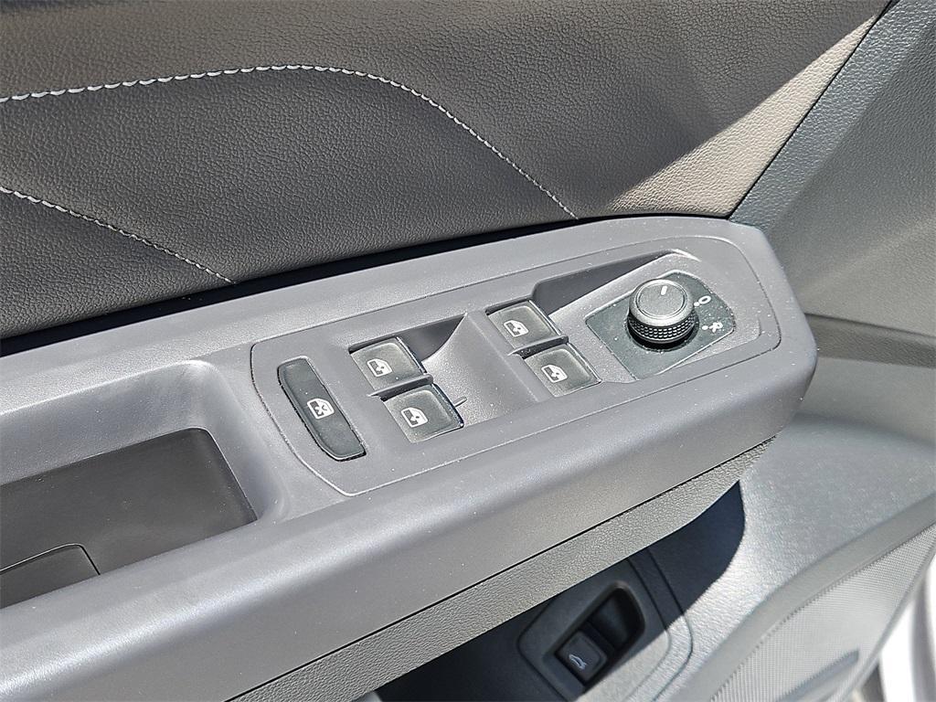used 2021 Volkswagen Atlas Cross Sport car, priced at $25,898