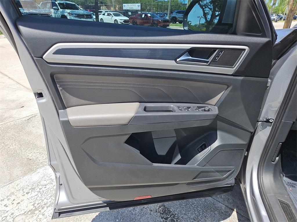 used 2021 Volkswagen Atlas Cross Sport car, priced at $25,898