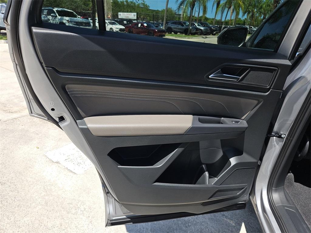 used 2021 Volkswagen Atlas Cross Sport car, priced at $25,898