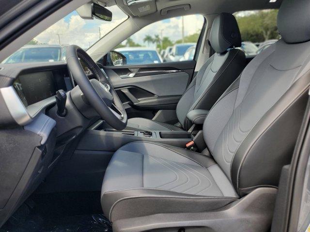 new 2025 Volkswagen Tiguan car, priced at $33,270