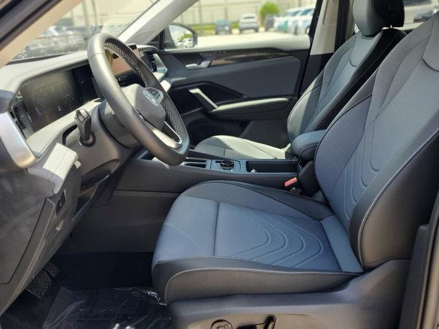 new 2025 Volkswagen Tiguan car, priced at $33,270