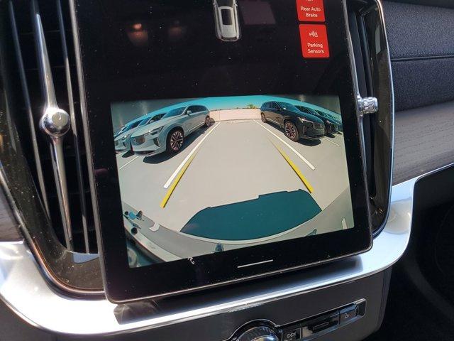 new 2025 Volvo XC90 car, priced at $65,145