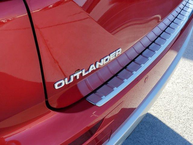 new 2024 Mitsubishi Outlander car, priced at $36,905