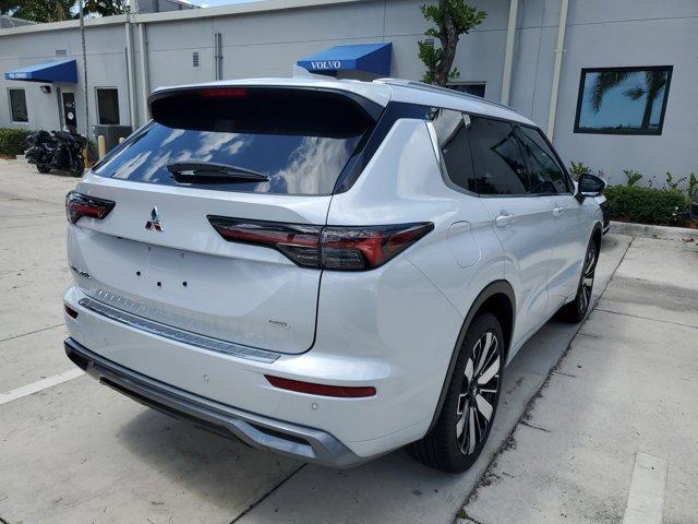 new 2025 Mitsubishi Outlander car, priced at $40,315