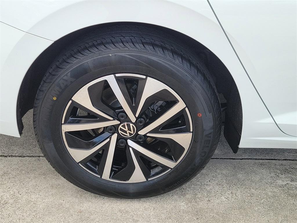 used 2024 Volkswagen Jetta car, priced at $17,977