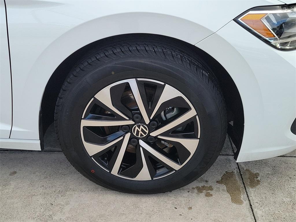 used 2024 Volkswagen Jetta car, priced at $17,977