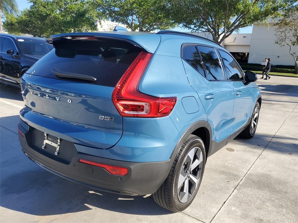 used 2023 Volvo XC40 car, priced at $35,588