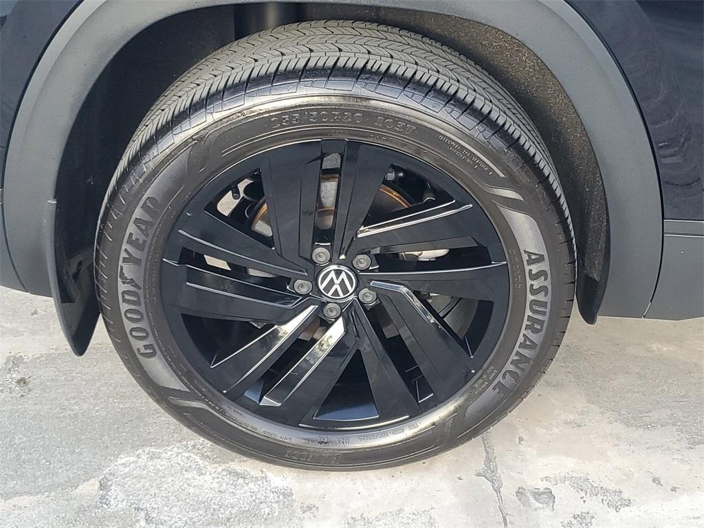 used 2022 Volkswagen Atlas Cross Sport car, priced at $28,877