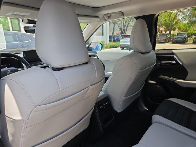 new 2025 Mitsubishi Outlander car, priced at $38,320