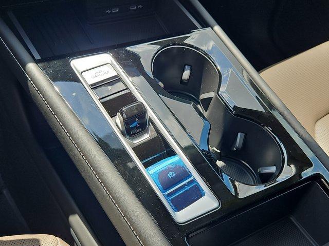 new 2025 Volkswagen Atlas car, priced at $48,459