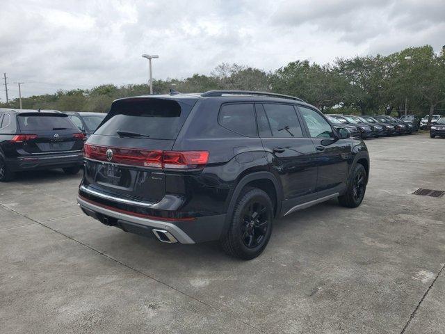 new 2024 Volkswagen Atlas car, priced at $43,682