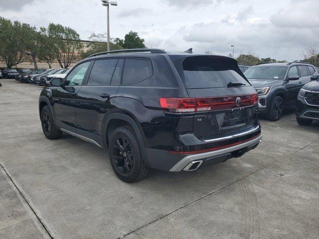 new 2024 Volkswagen Atlas car, priced at $43,682