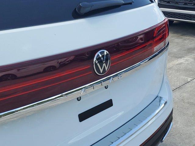 new 2024 Volkswagen Tiguan car, priced at $27,980