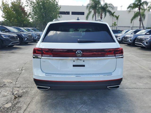 new 2024 Volkswagen Tiguan car, priced at $27,980