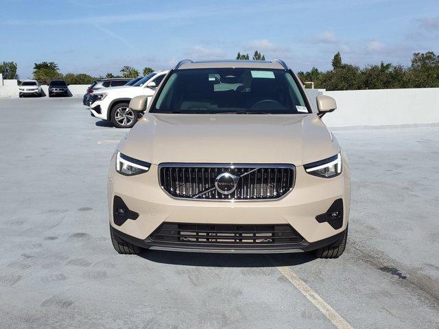 new 2025 Volvo XC40 car, priced at $48,675