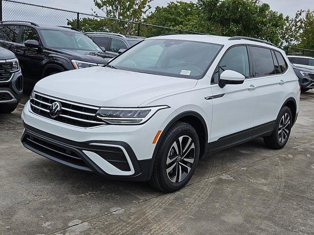 new 2024 Volkswagen Tiguan car, priced at $27,980