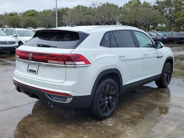 new 2025 Volkswagen Atlas Cross Sport car, priced at $44,016