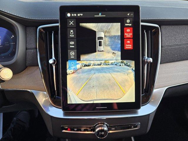 new 2025 Volvo XC90 car, priced at $69,155