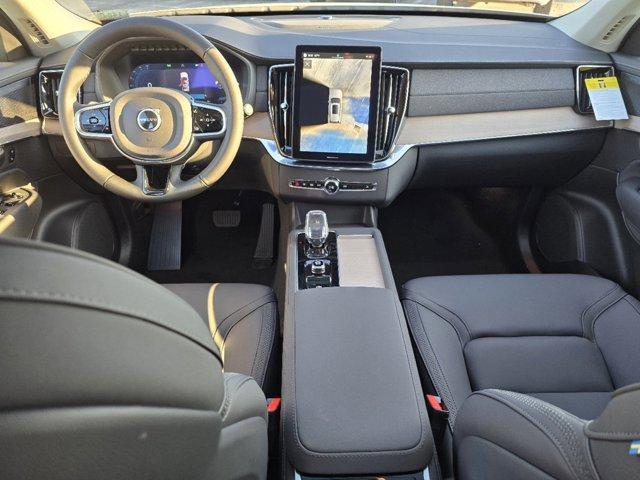 new 2025 Volvo XC90 car, priced at $69,155