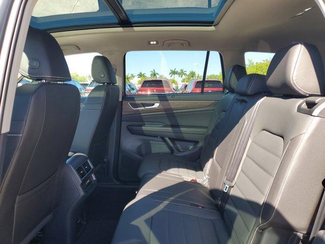 new 2025 Volkswagen Atlas car, priced at $50,781