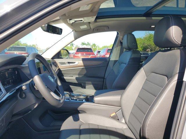new 2025 Volkswagen Atlas car, priced at $50,781