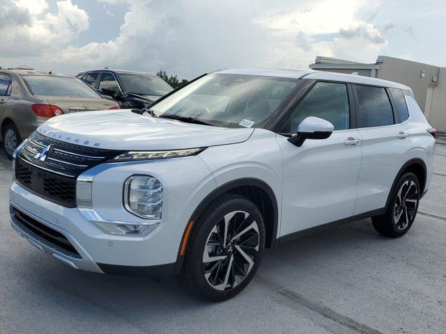 new 2024 Mitsubishi Outlander car, priced at $36,880