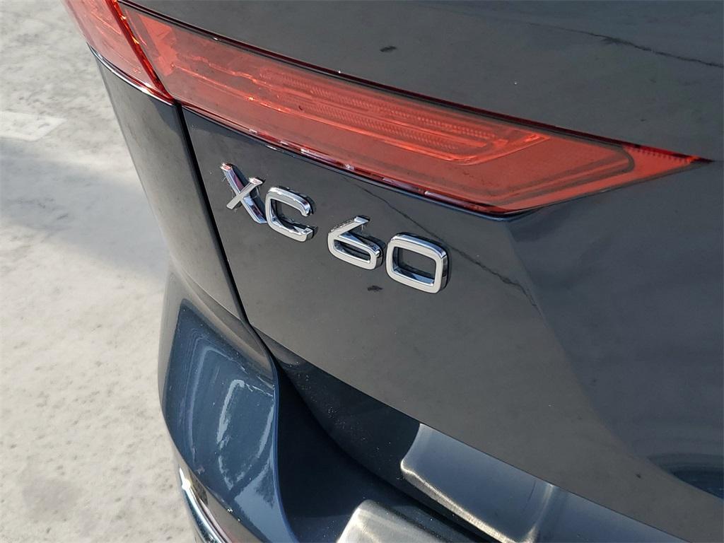 used 2021 Volvo XC60 Recharge Plug-In Hybrid car, priced at $36,588