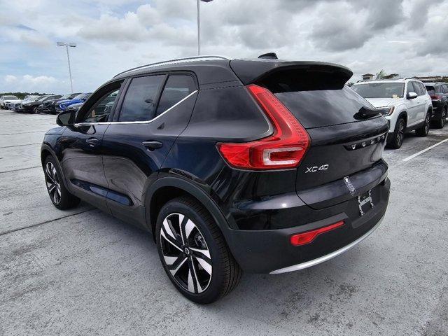 new 2025 Volvo XC40 car, priced at $48,890