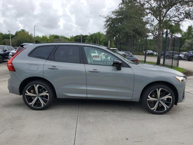 new 2025 Volvo XC60 car, priced at $61,025