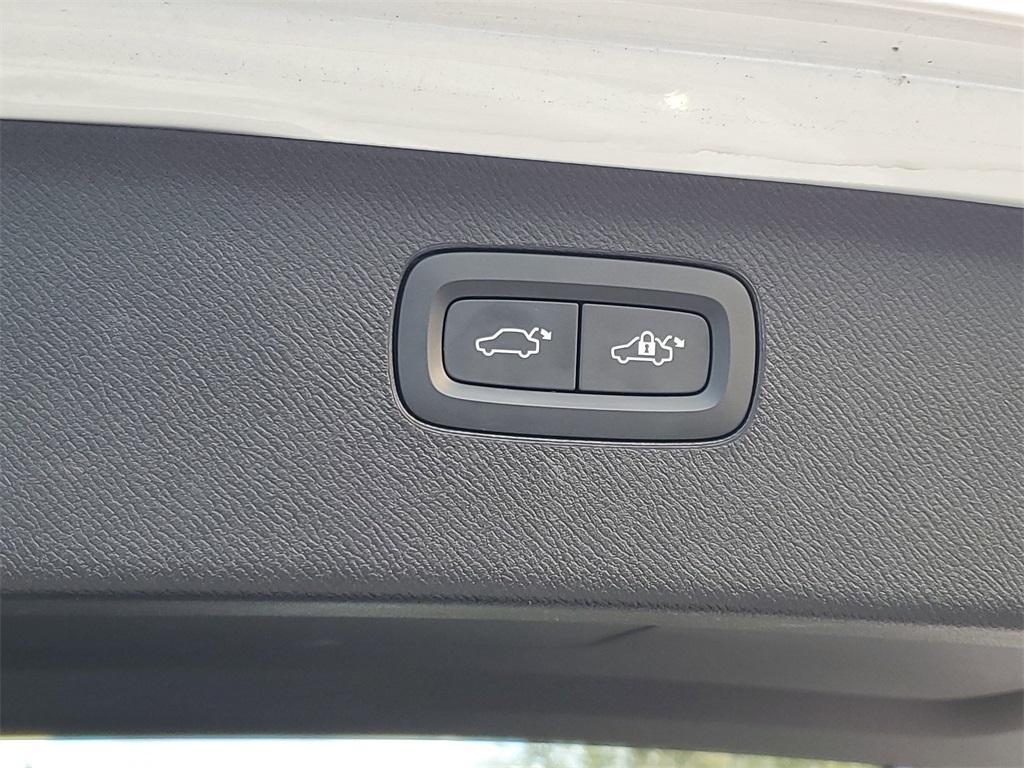 used 2024 Volvo XC90 car, priced at $49,988