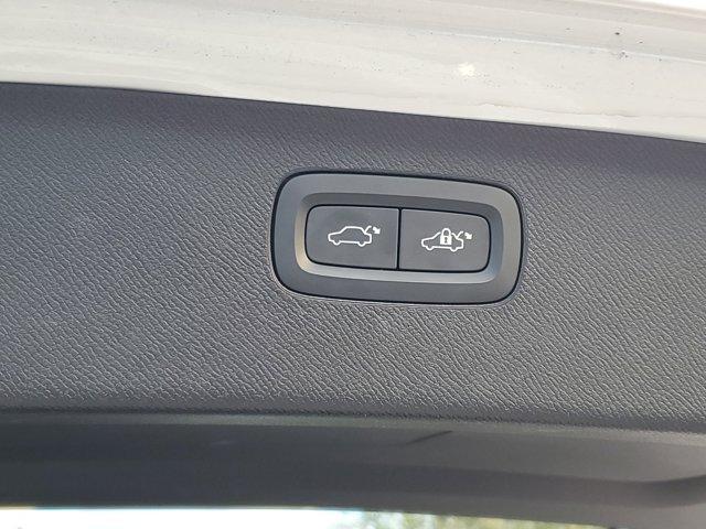 used 2024 Volvo XC90 car, priced at $39,988