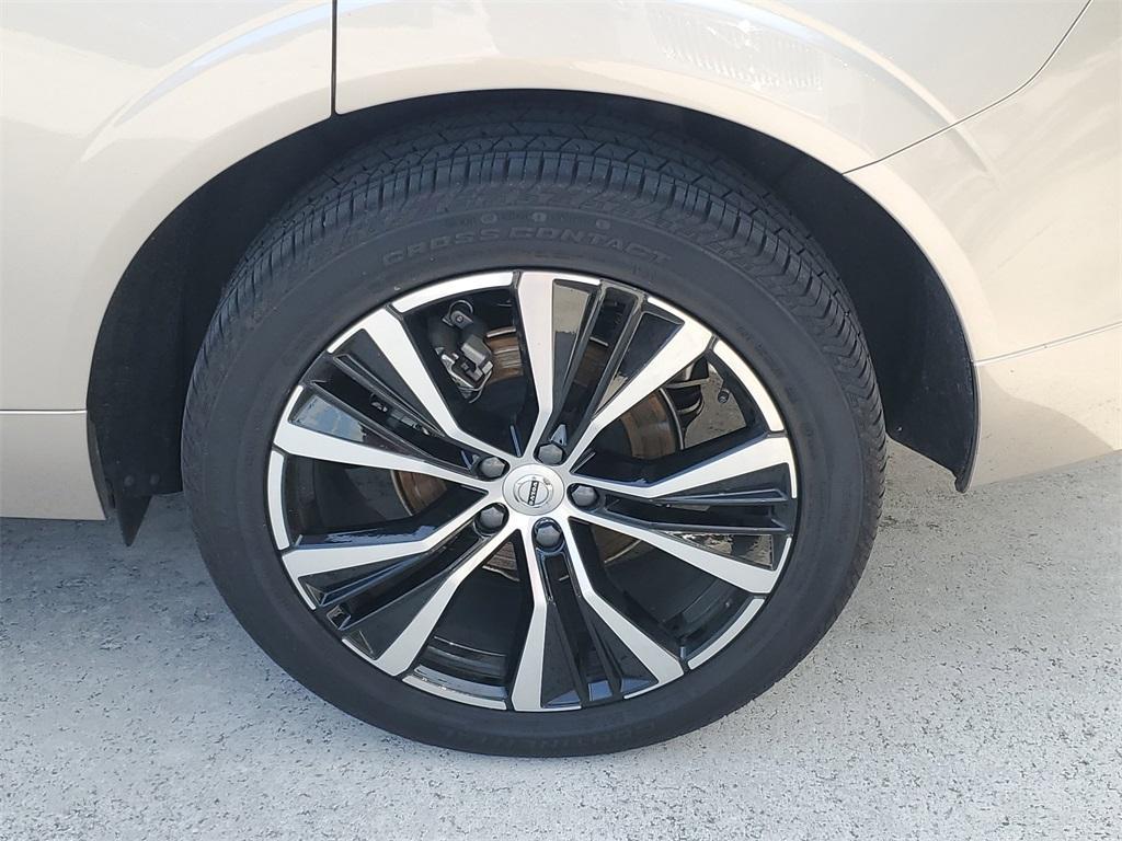 used 2024 Volvo XC60 car, priced at $39,588
