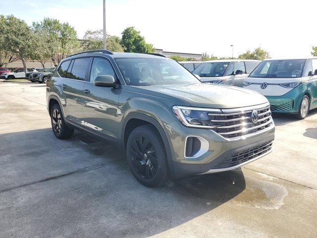 new 2026 Volkswagen Atlas car, priced at $44,309