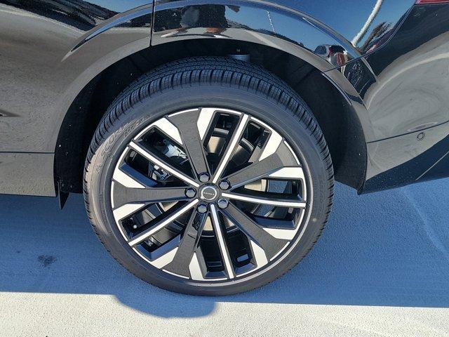 new 2026 Volvo XC60 Plug-In Hybrid car, priced at $75,675