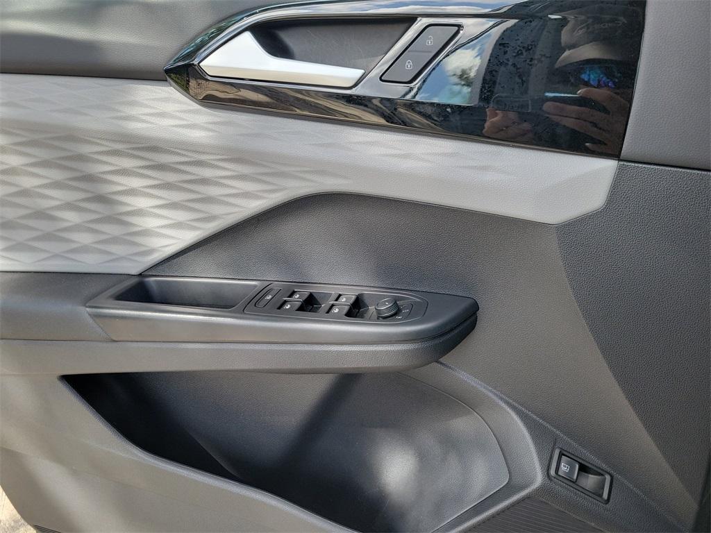 used 2022 Volkswagen Taos car, priced at $15,598
