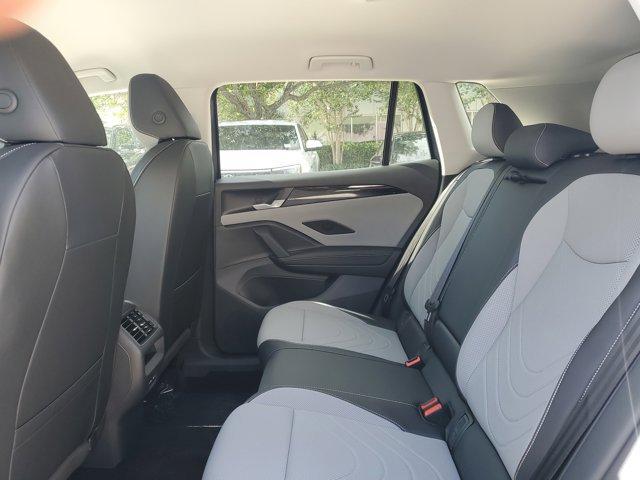new 2025 Volkswagen Tiguan car