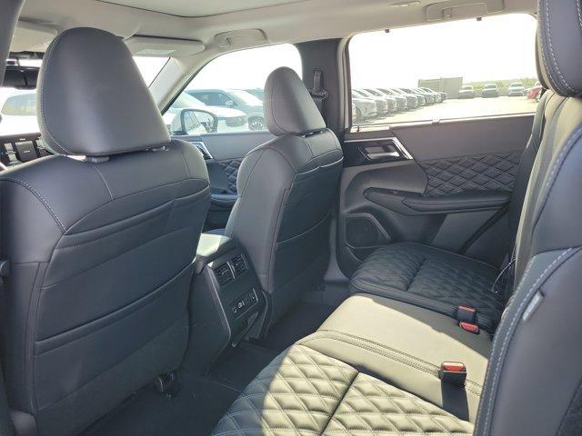 new 2025 Mitsubishi Outlander PHEV car, priced at $49,765