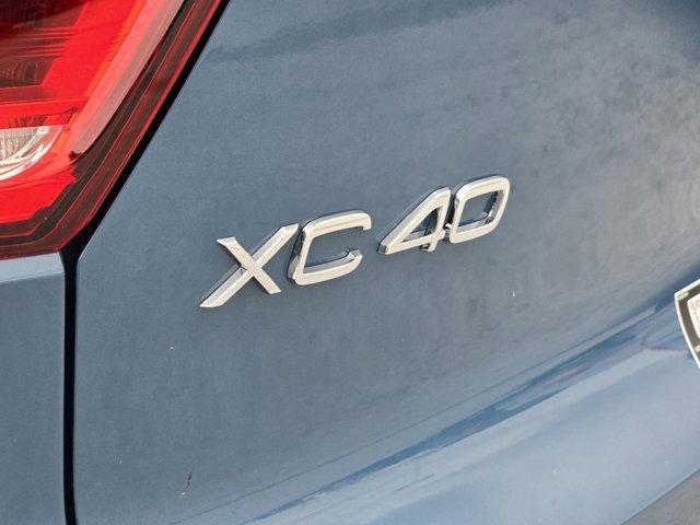 new 2025 Volvo XC40 car, priced at $48,890