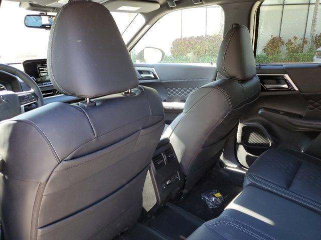 new 2025 Mitsubishi Outlander car, priced at $51,330