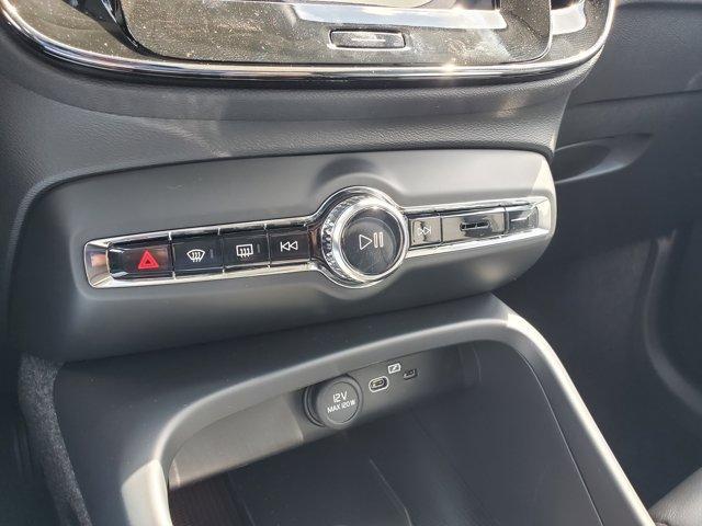 new 2026 Volvo XC40 car, priced at $48,627