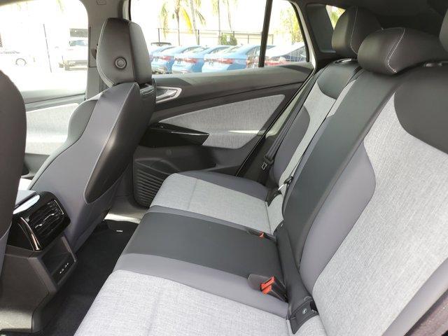 new 2025 Volkswagen ID.4 car
