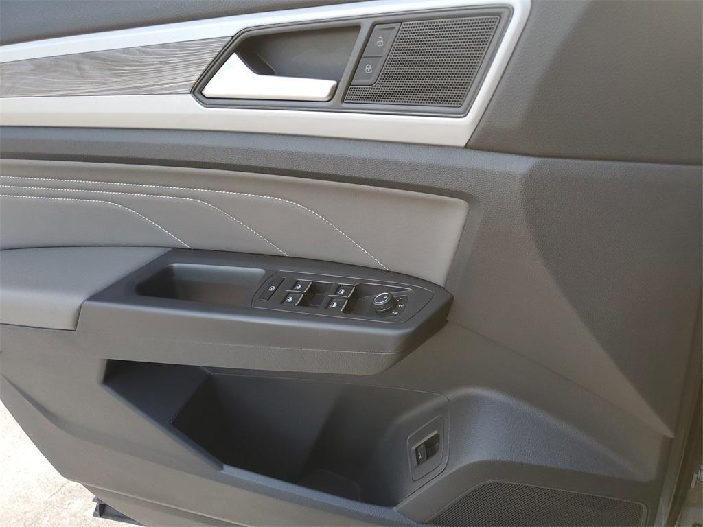 used 2022 Volkswagen Atlas Cross Sport car, priced at $28,898