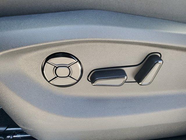 new 2025 Volkswagen Tiguan car, priced at $32,589