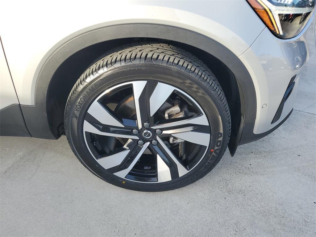 used 2023 Volvo XC40 car, priced at $33,888