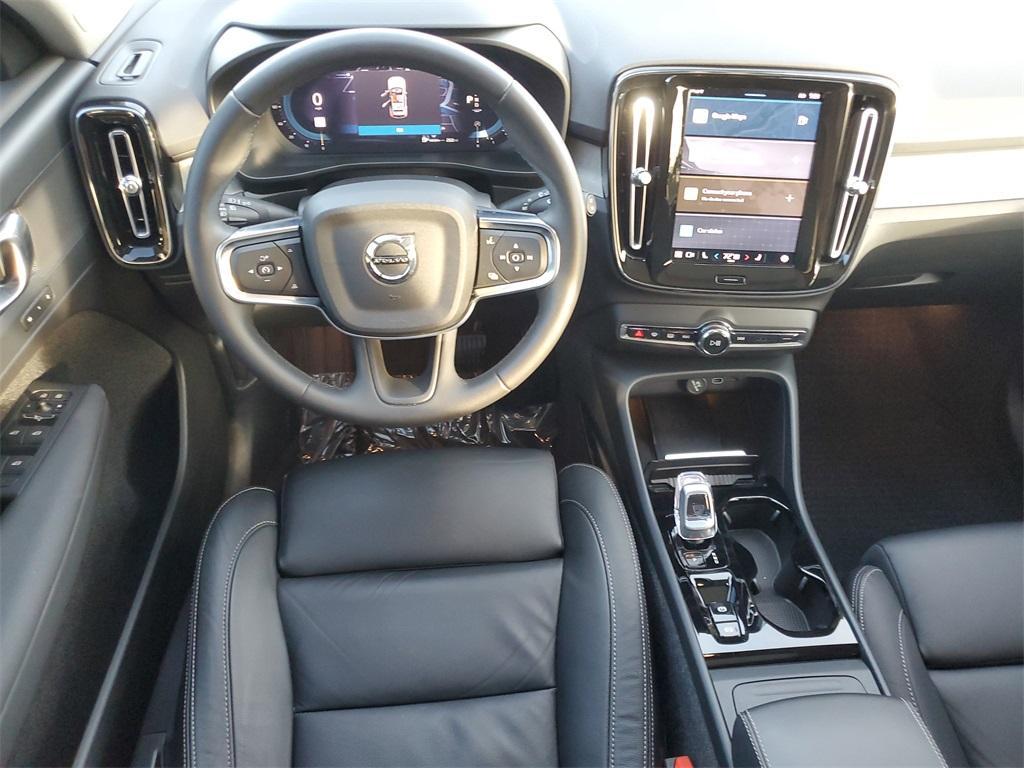 used 2023 Volvo XC40 car, priced at $33,888