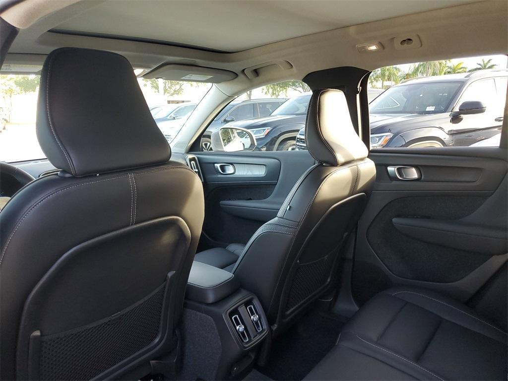 used 2023 Volvo XC40 car, priced at $33,888