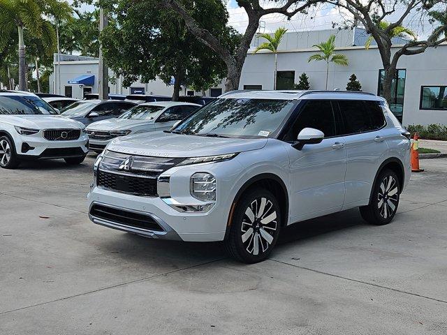 new 2025 Mitsubishi Outlander car, priced at $41,650