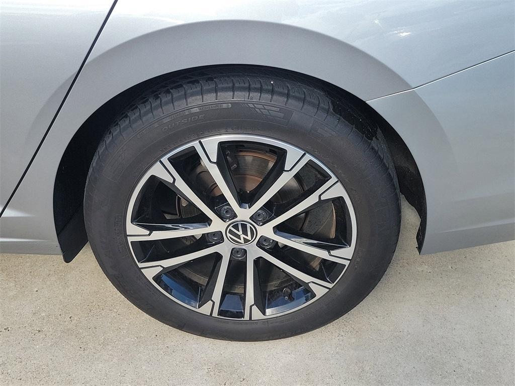 used 2023 Volkswagen Jetta car, priced at $18,677