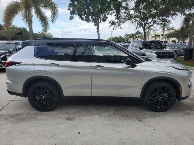 new 2024 Mitsubishi Outlander car, priced at $41,905