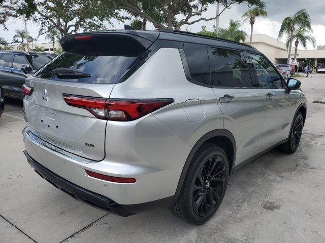 new 2024 Mitsubishi Outlander car, priced at $41,905